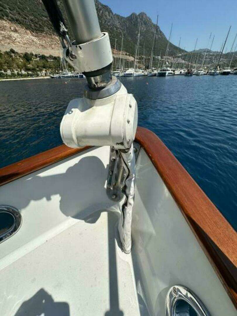 1990 Cheoy Lee Motorsailor - Image 11