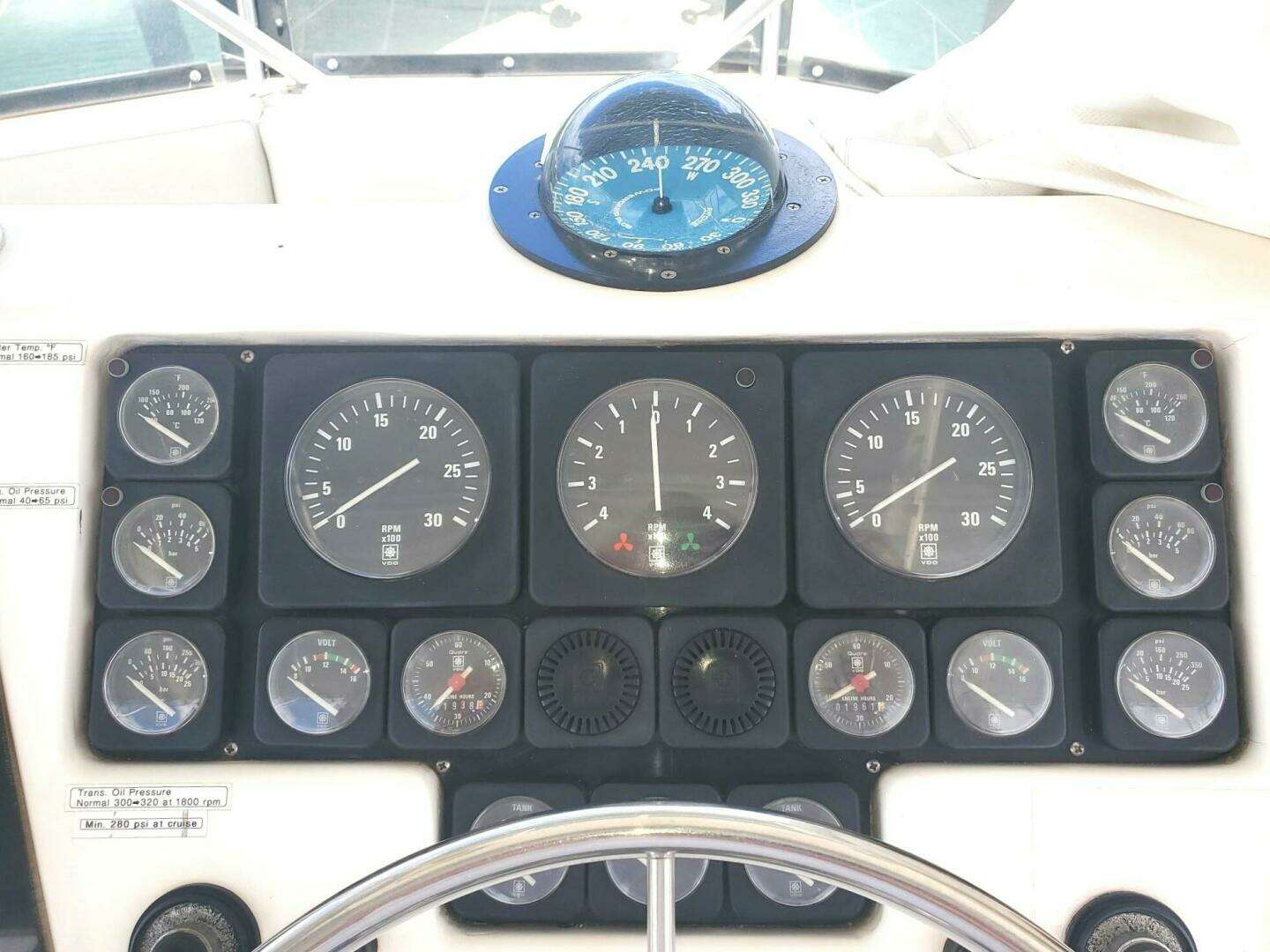 1989 Rampage R 401 SF SPORTFISHER - Image 17