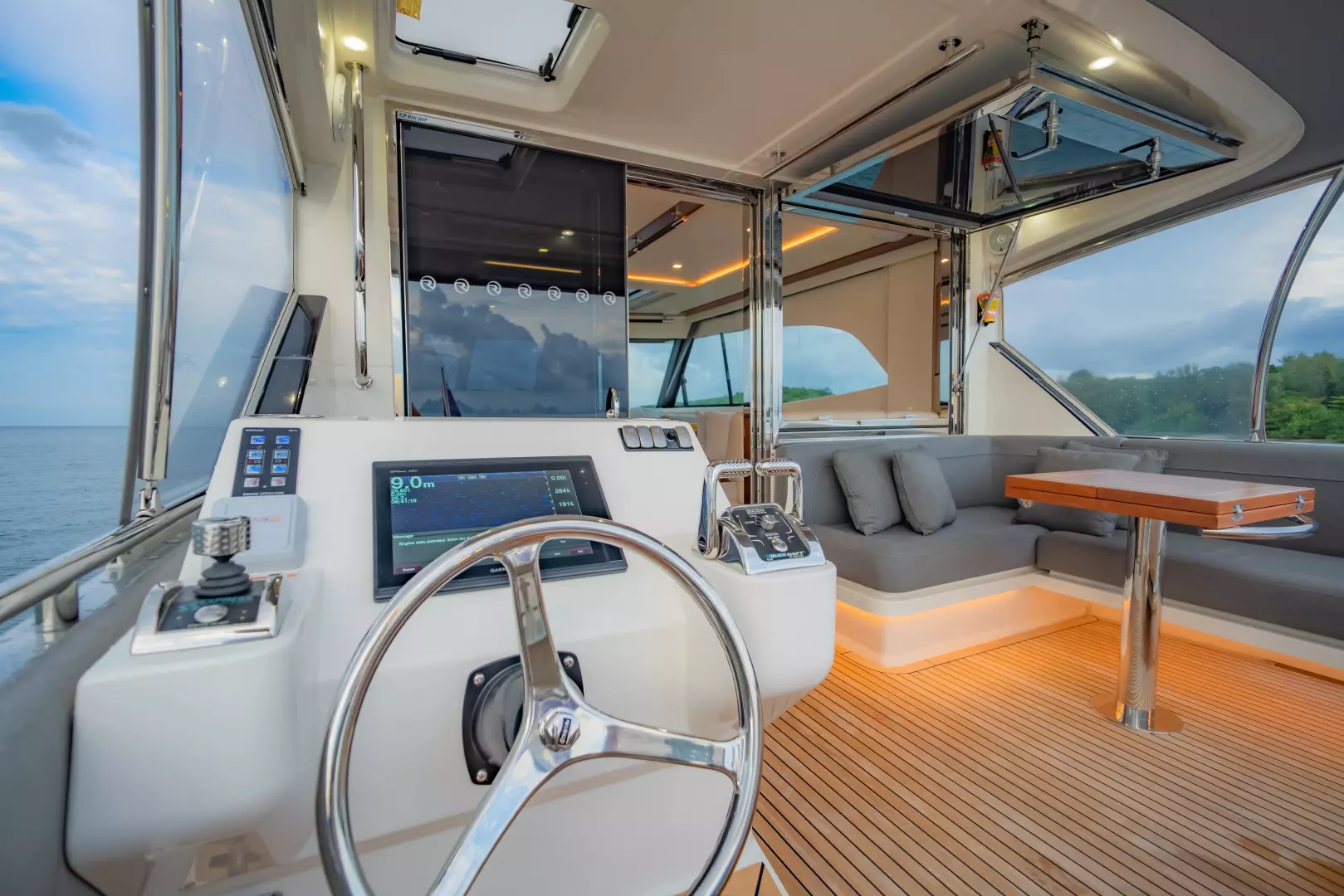 2019 Riviera 68 Sport Motor Yacht - Image 23