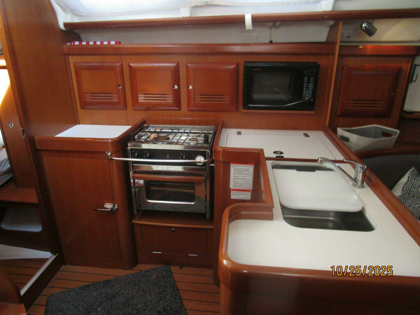 2007 Beneteau 373 - Image 59