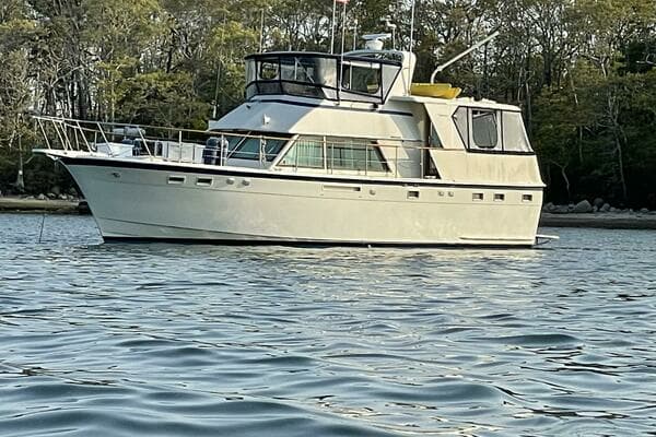 1981 Hatteras Motor Yacht - Image 1