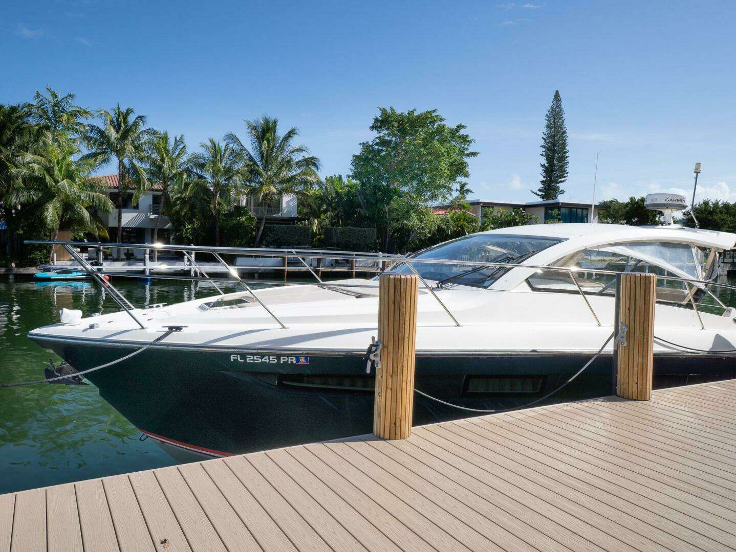 2014 Pursuit SC 365i - Image 2