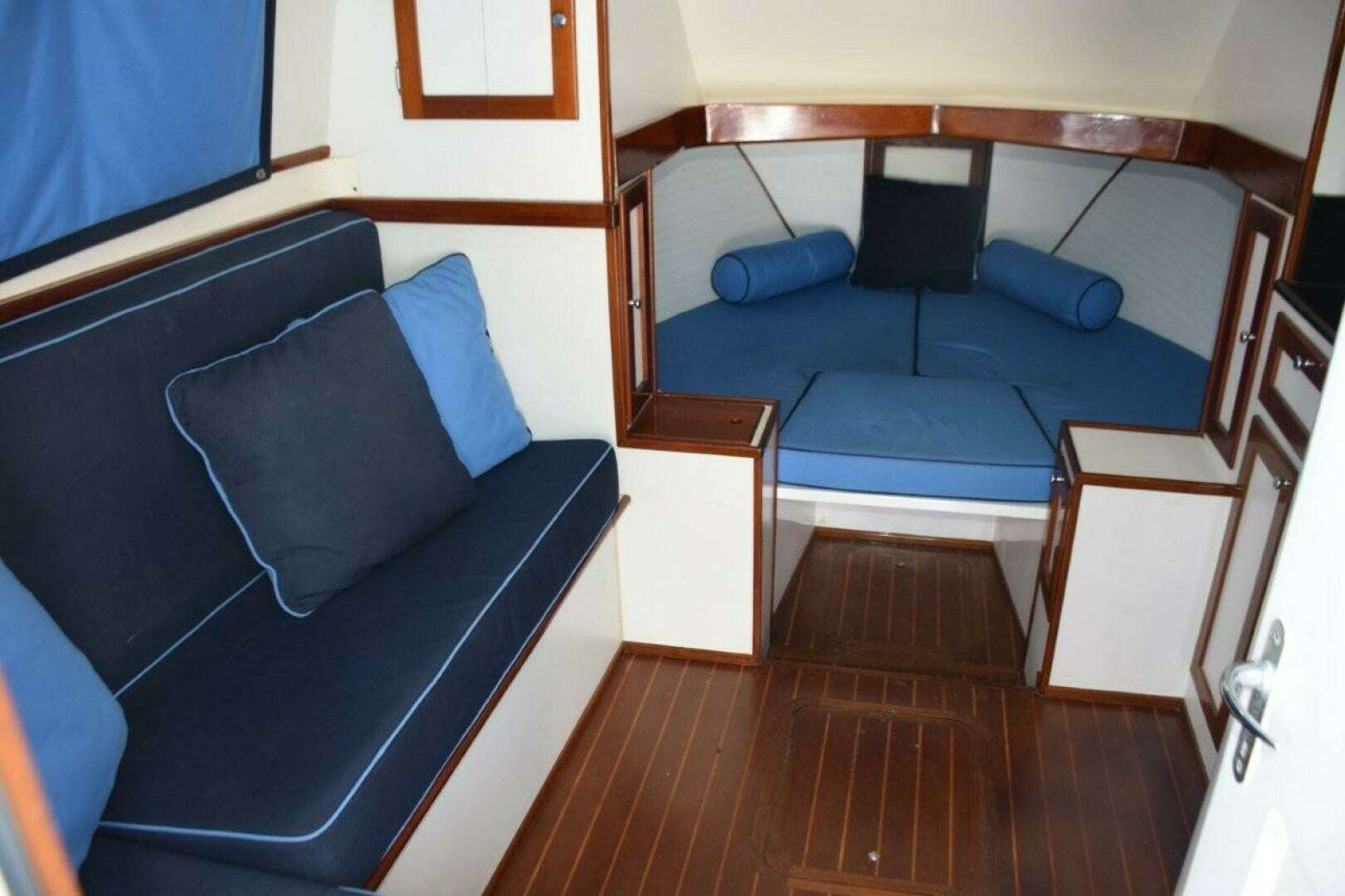 1976 Bertram Flybridge Cruiser - Image 4