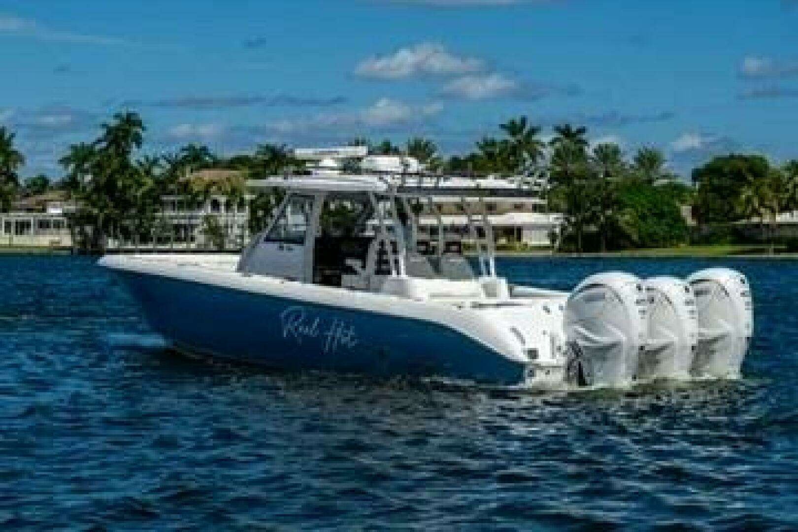 2020 Everglades 395 Center Console - Image 3