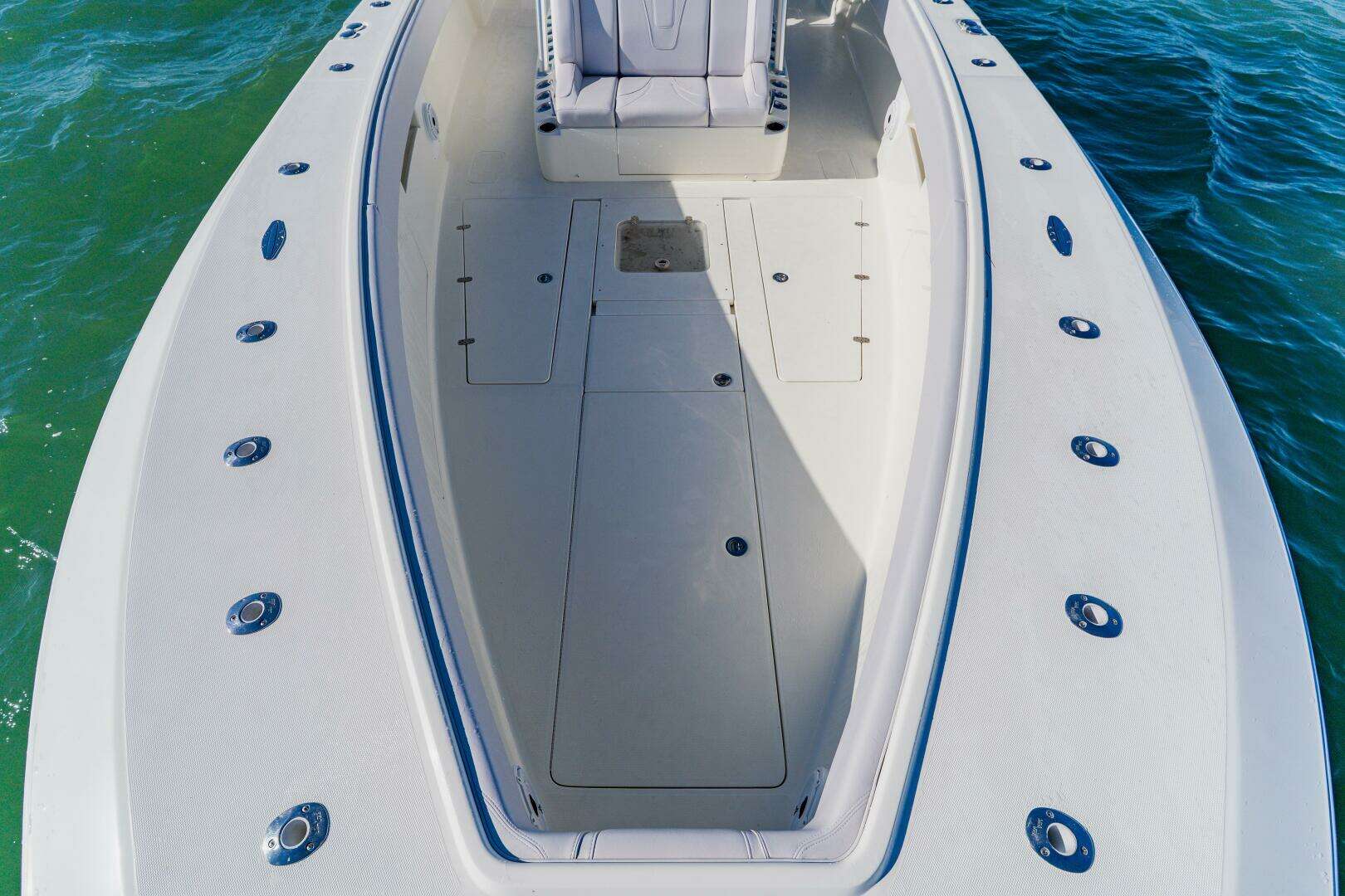2012 SeaVee 390B - Image 14