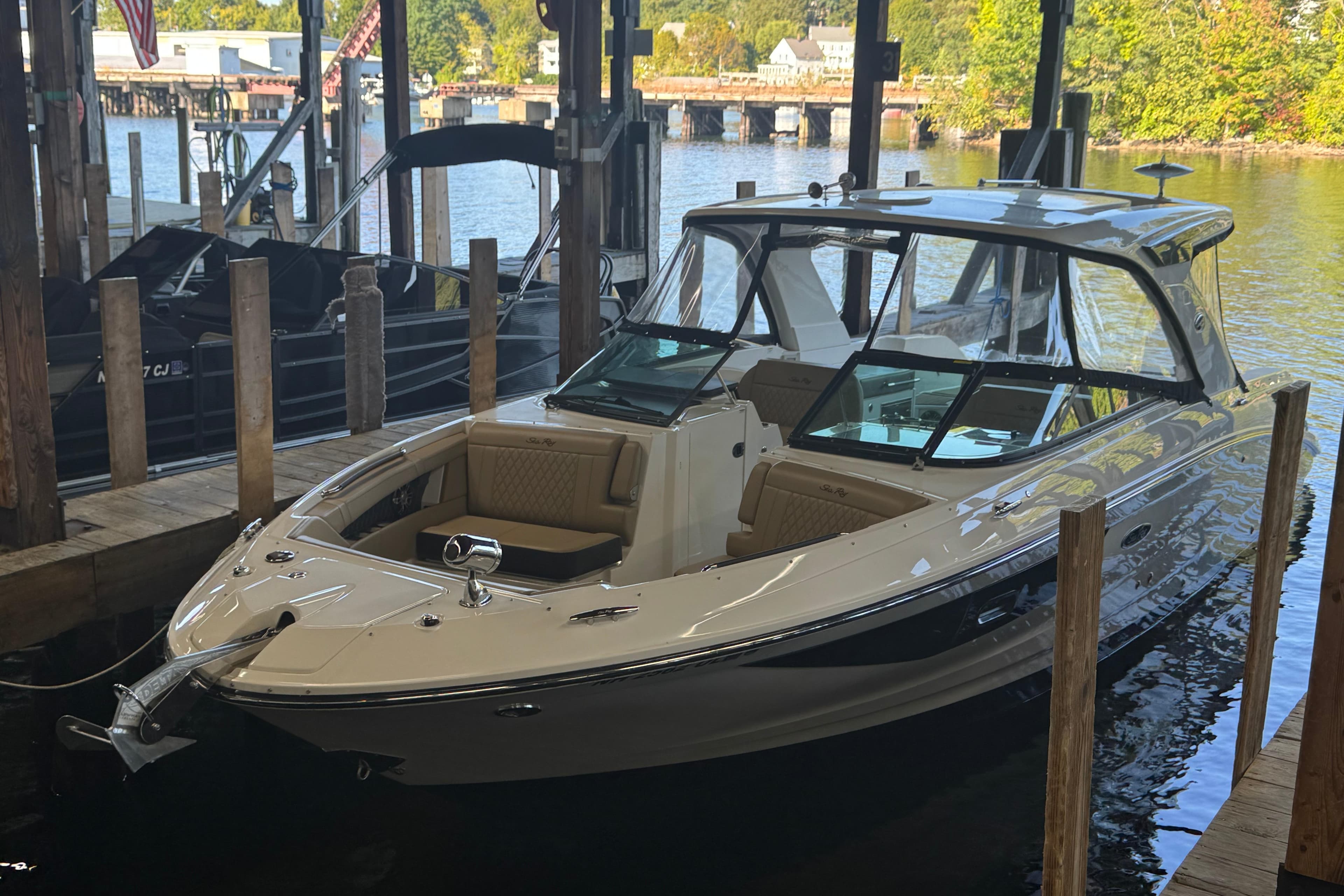 2020 Sea Ray SLX 350