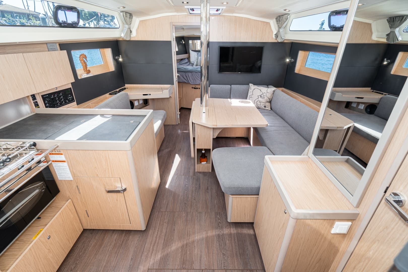 2018 Beneteau Oceanis 41.1 - Image 17
