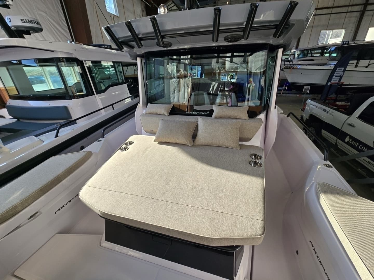 2026 Axopar Cross Cabin - Image 39
