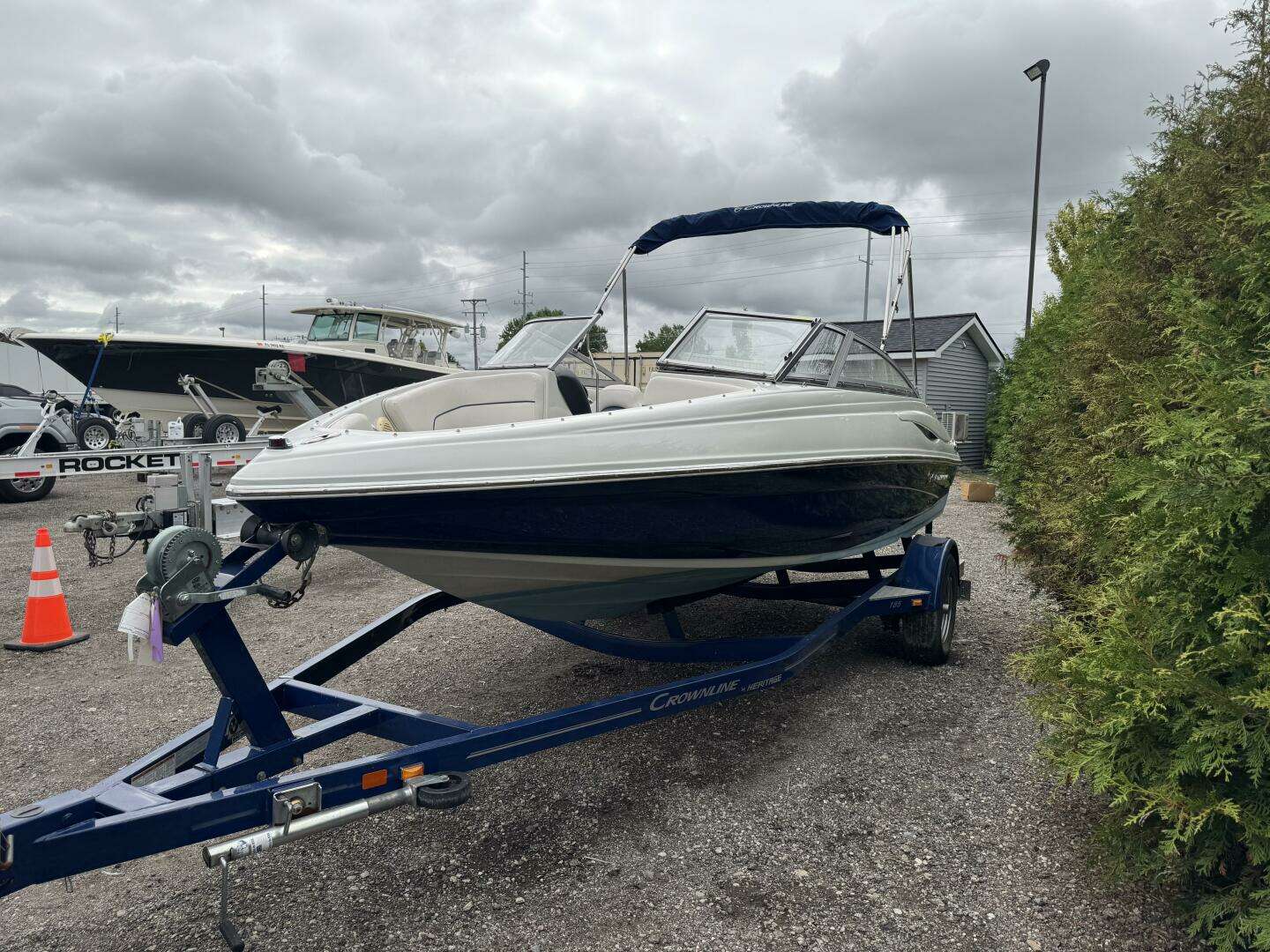 2014 Crownline 185 SS - Image 3