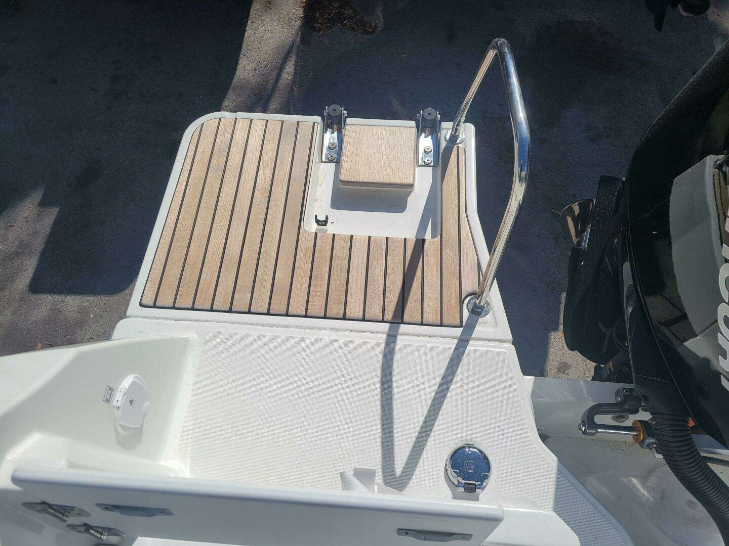 2023 Jeanneau NC795 S2 - Image 7