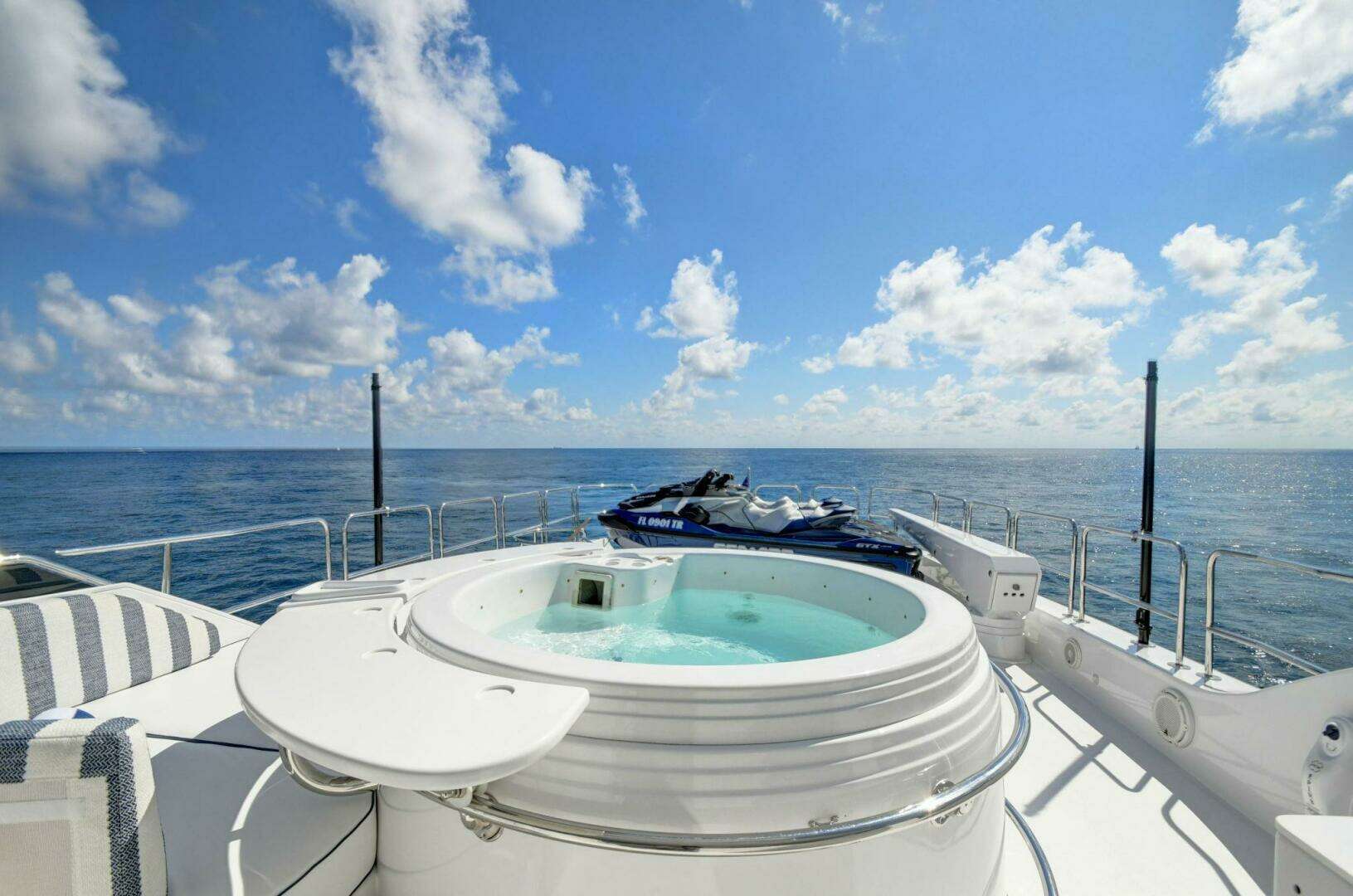 2005 Hatteras — - Image 49