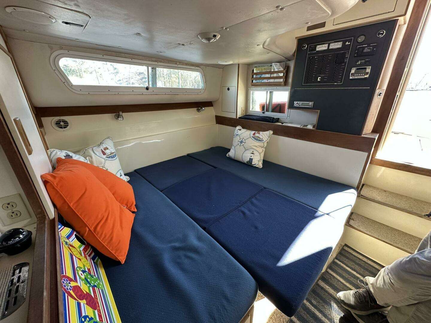 1998 Albin 32+2 - Image 23