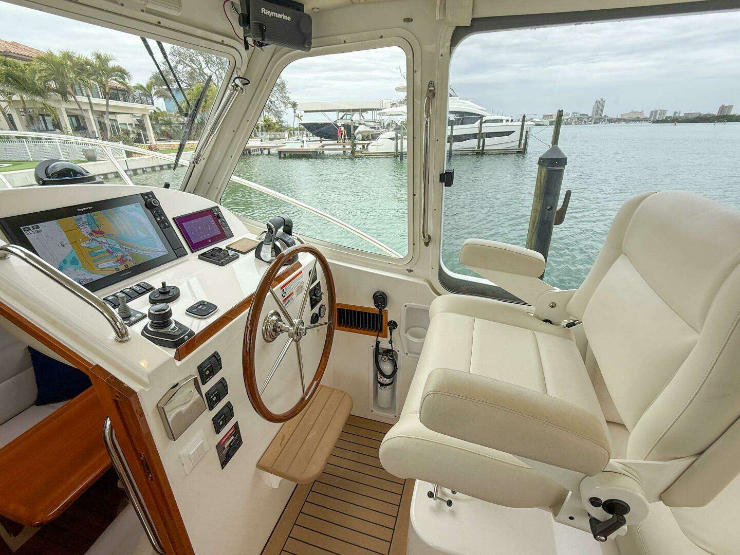 2019 MJM 43z - Image 18