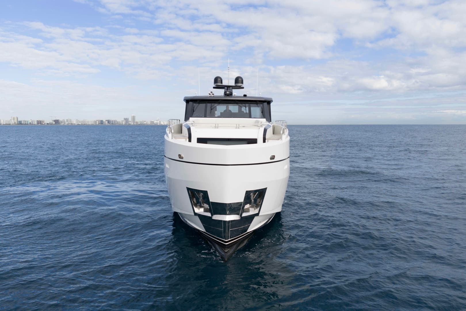 2027 Ocean Alexander 30R - Image 2
