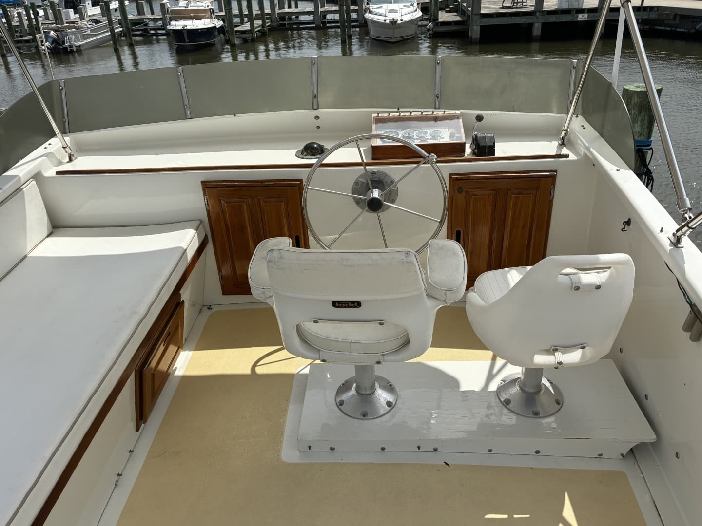 1989 Duffy 35 Flybridge - Image 36