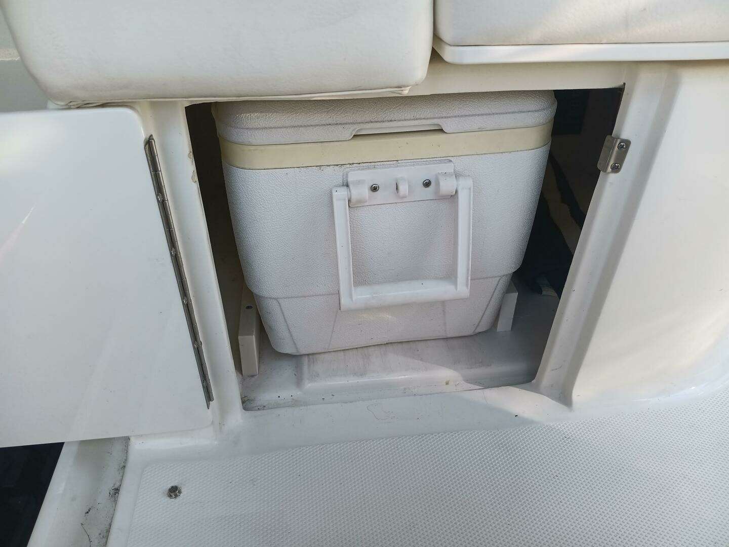 2010 Sea Ray 260 Sundancer - Image 17