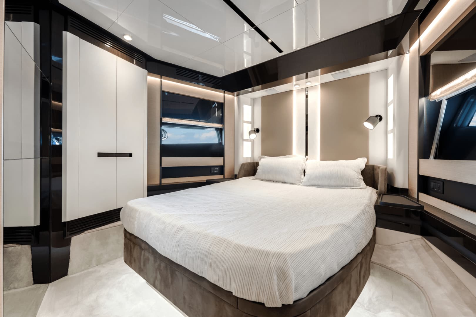 2024 Azimut S8 - Image 54