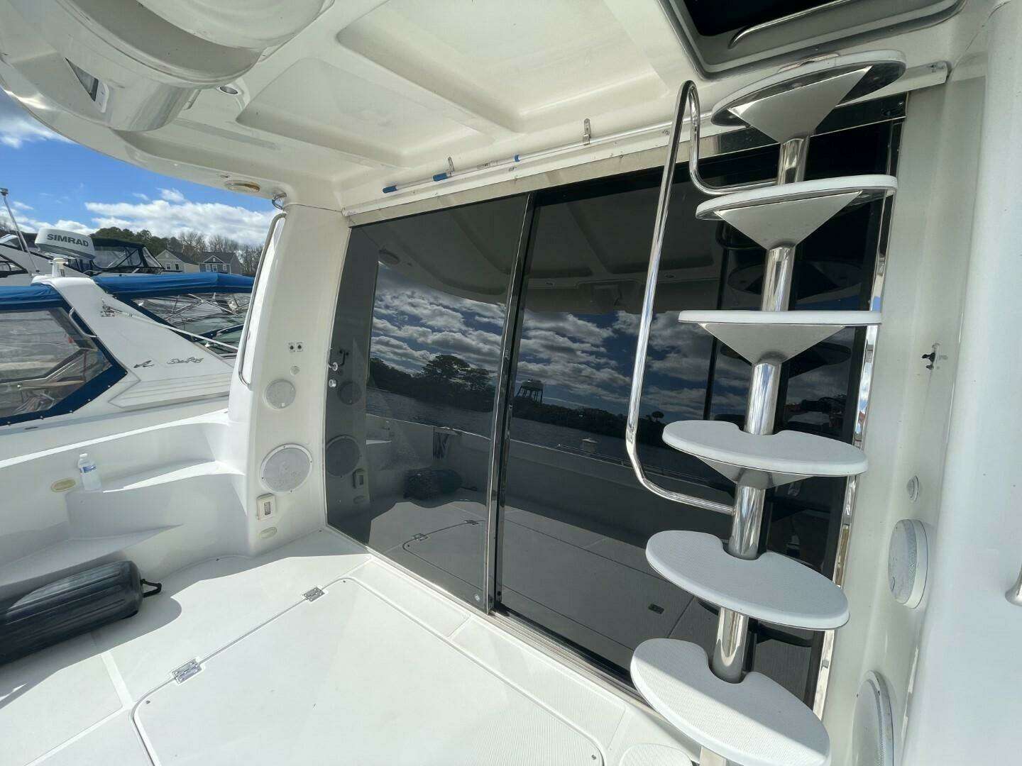 1998 Carver 53 Voyager - Image 34