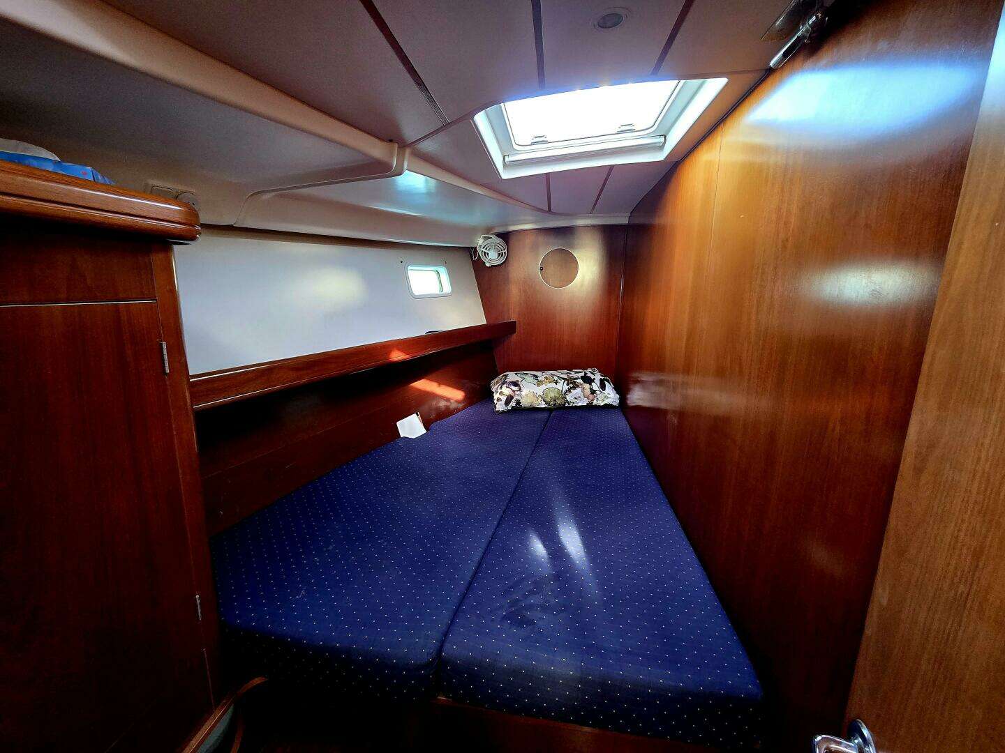 2003 Beneteau Oceanis 473 - Image 15