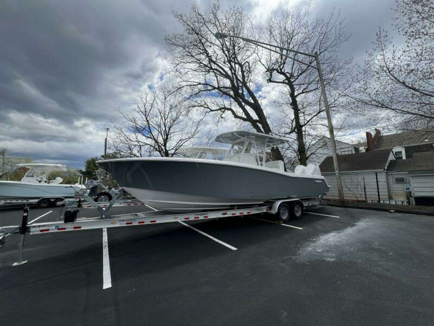 2026 Invincible 33 Open Fisherman - Image 2