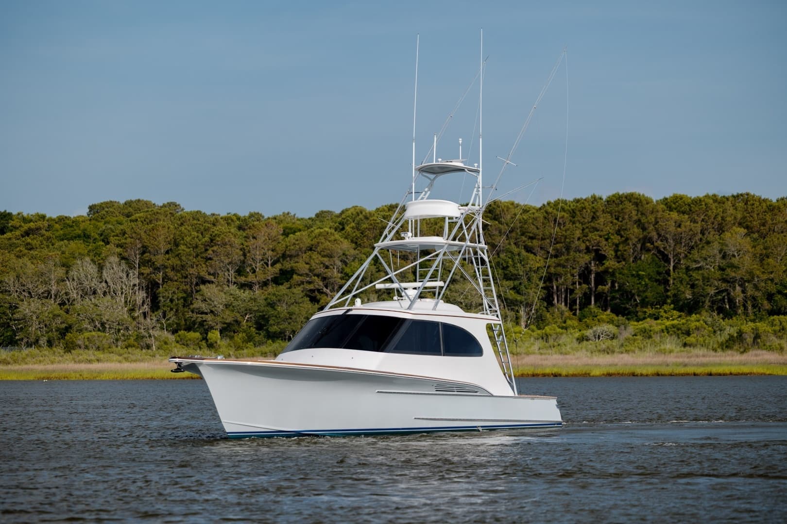 2015 Jarrett Bay Hardtop Express - Image 14