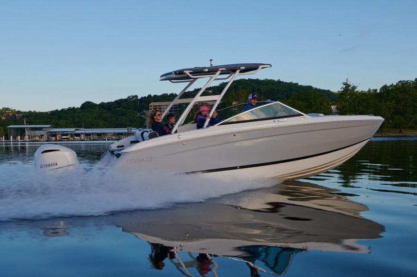 2026 Cobalt R6 Outboard
