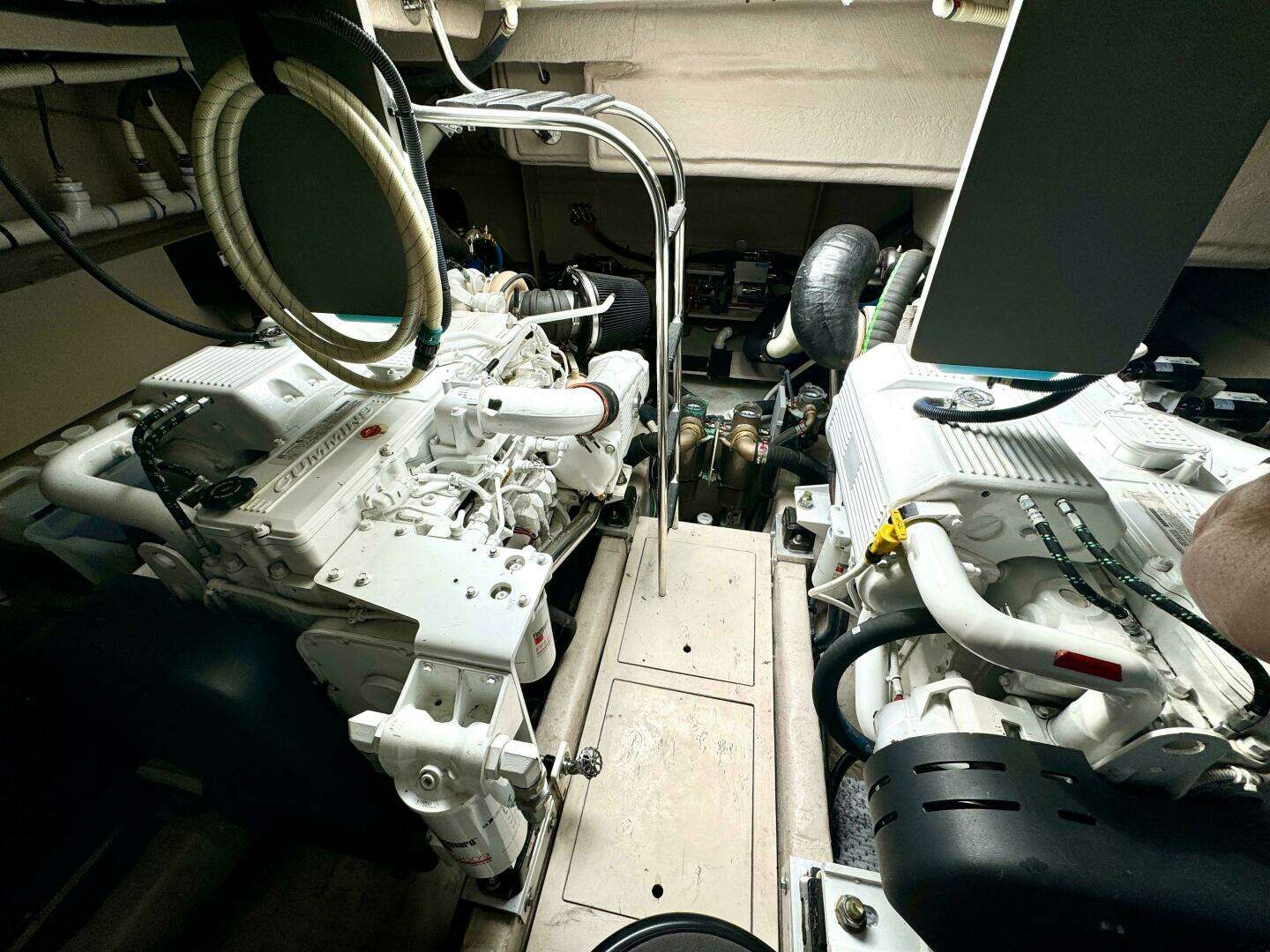 2017 Sea Ray 510 Sundancer - Image 76
