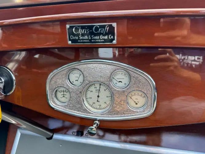 1929 Chris-craft 26 Upswept Triple Cockpit - Image 15