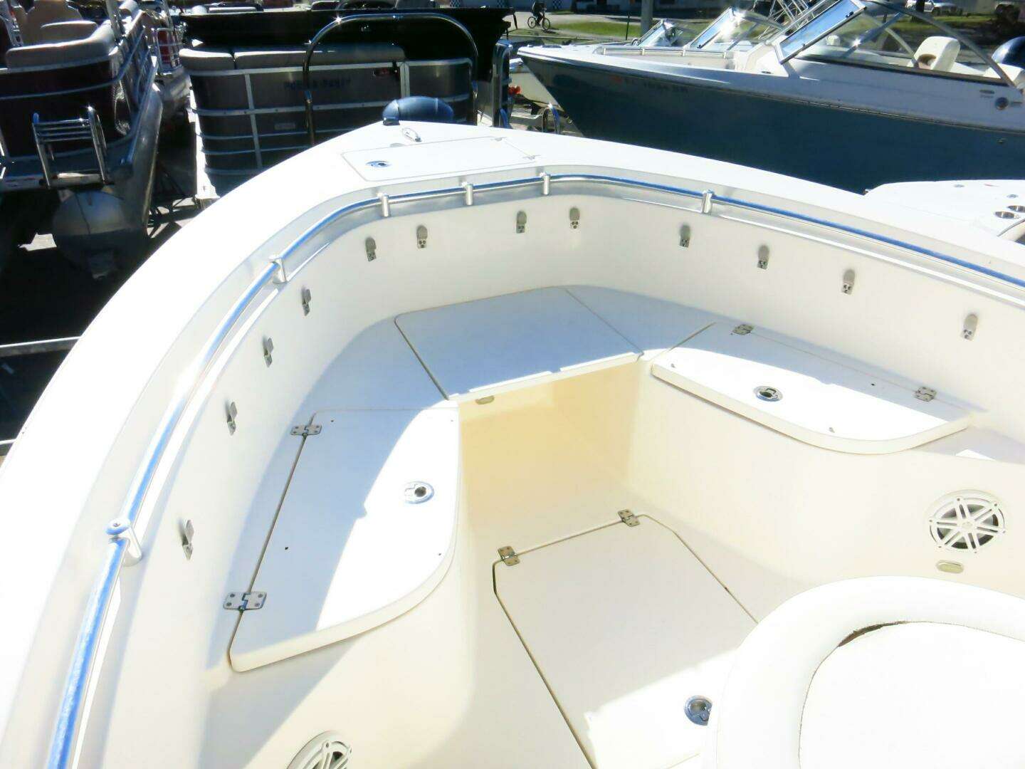 2020 Cobia 237 CC - Image 11