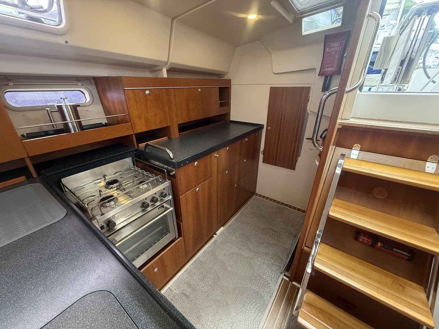 2013 Hanse 415 - Image 17