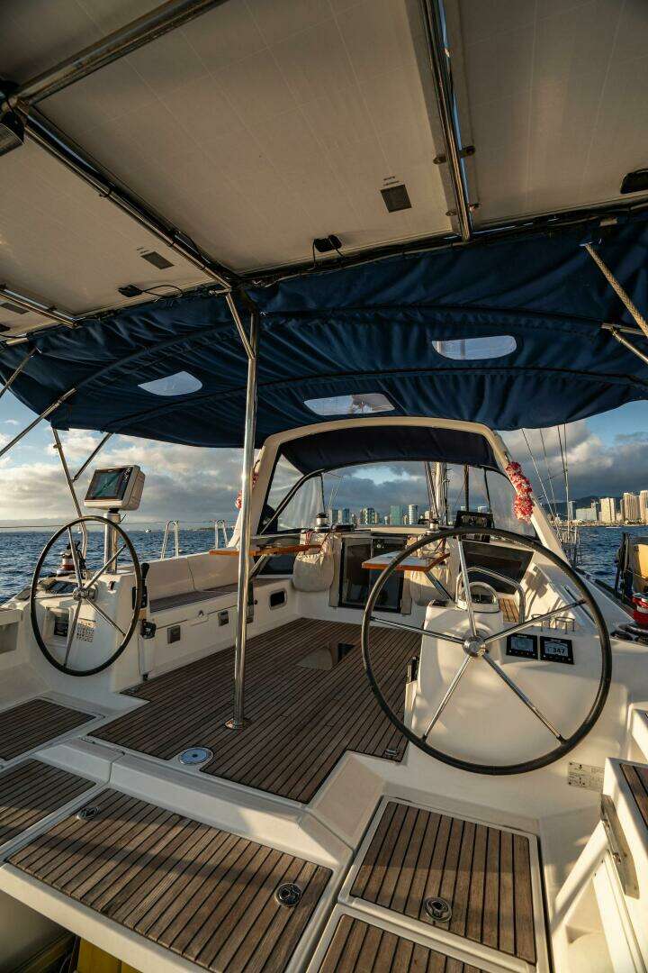 2012 Beneteau Oceanis - Image 6