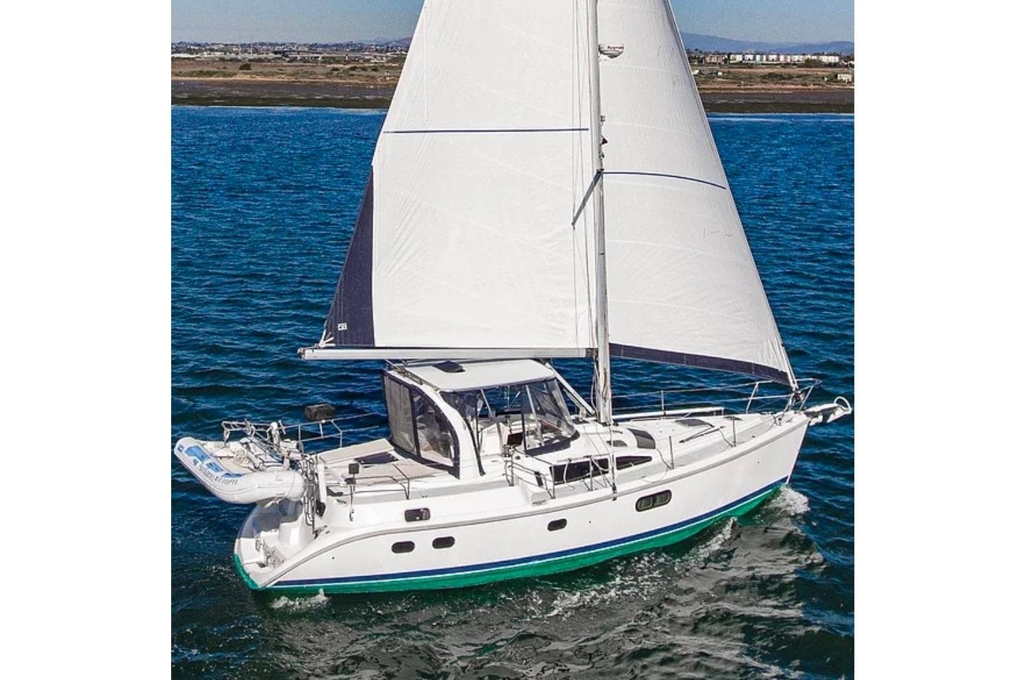 Sailing yacht Hunter Passage 420, 1999 model, cruising on open water.
