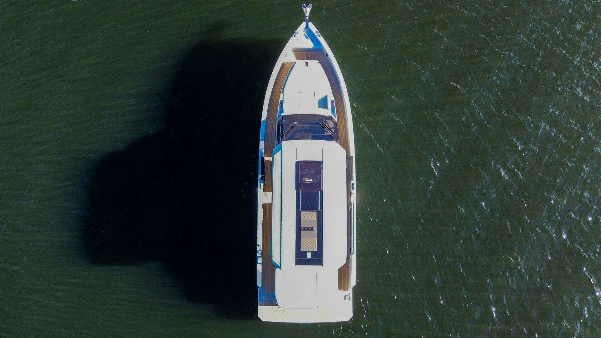 2026 De Antonio Yachts D32 - Image 4