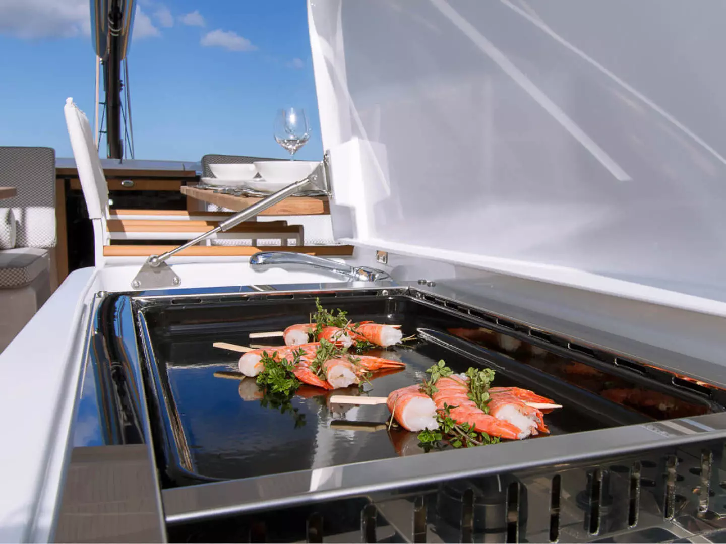 2025 Hanse 675 - Image 3