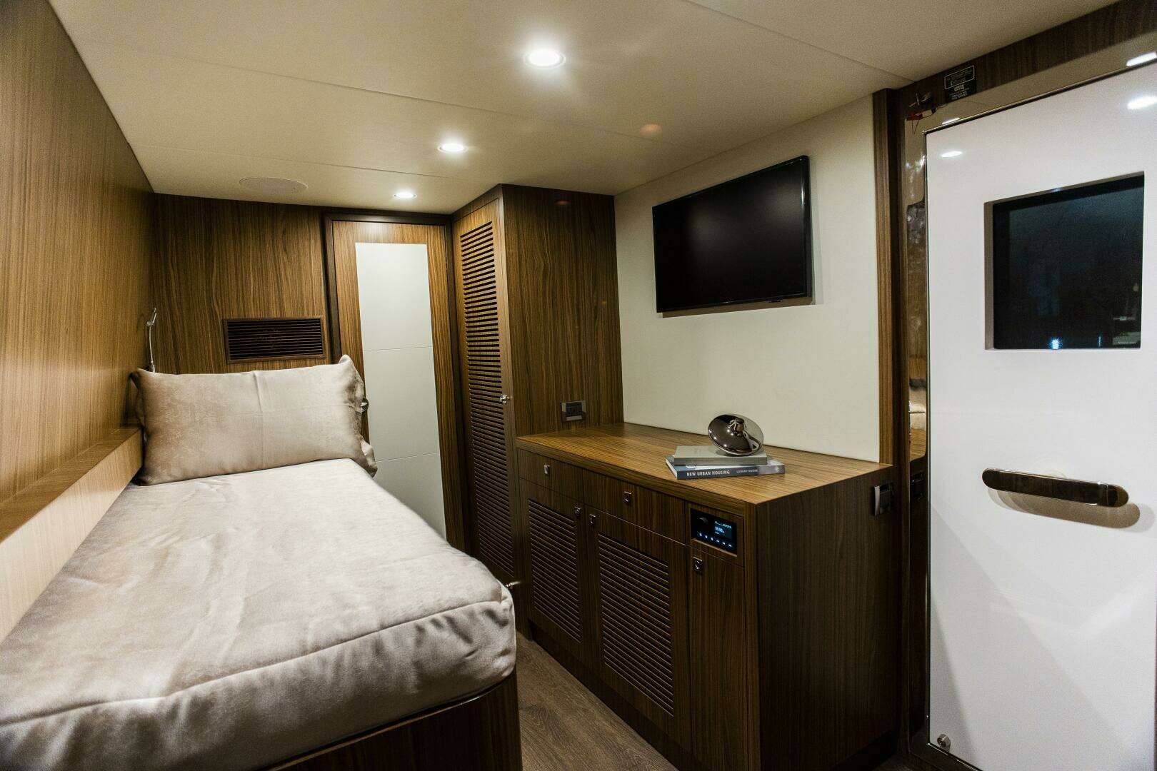 2026 Johnson Skylounge - Image 33
