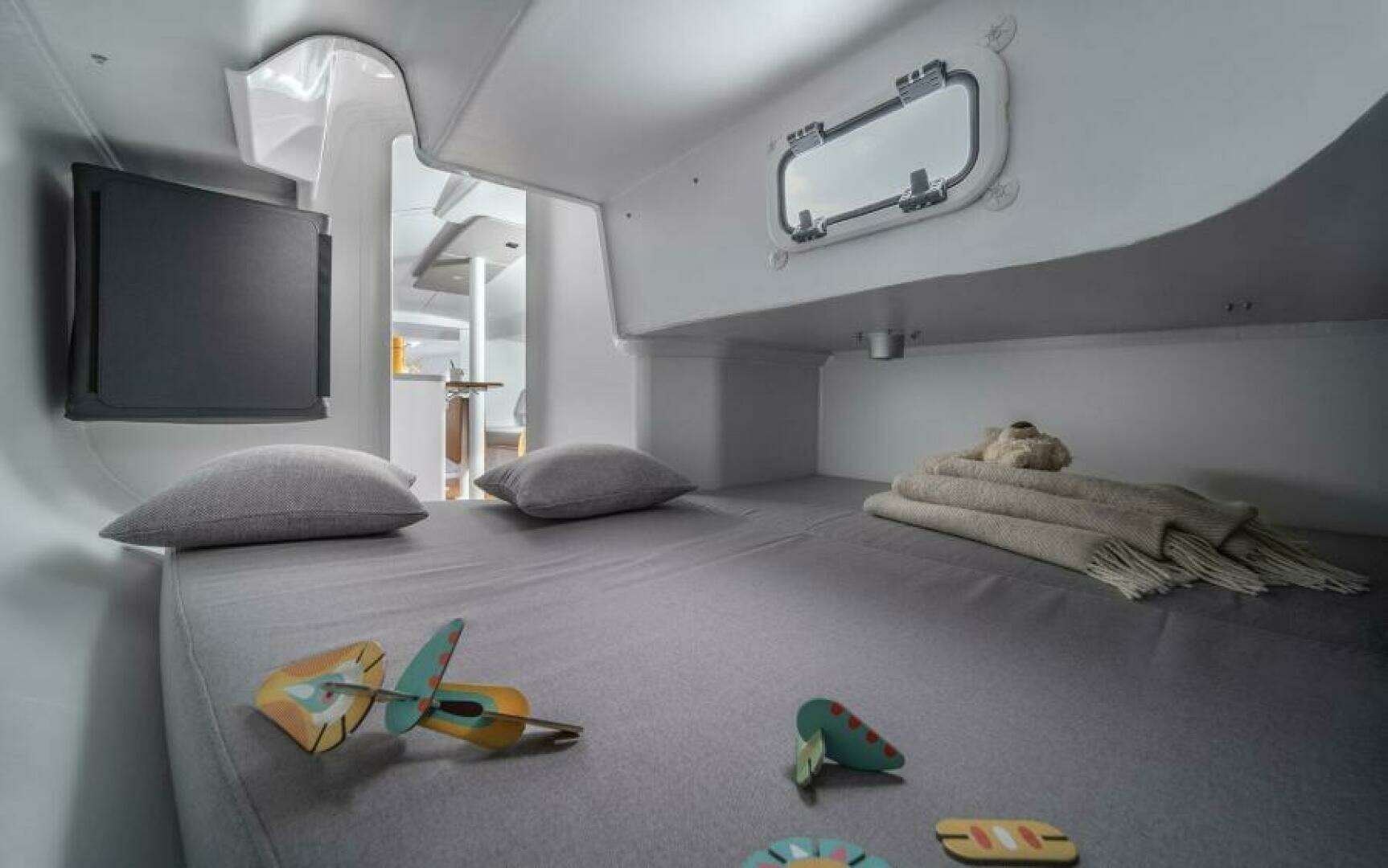 2026 Beneteau First 30 - Image 13