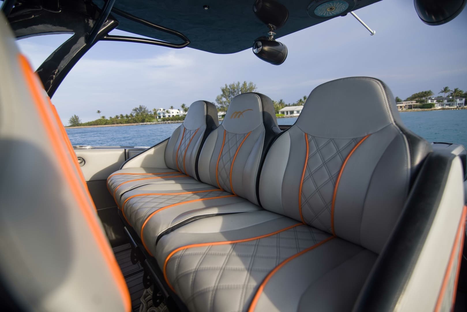 2019 Midnight Express 43 Open - Image 7
