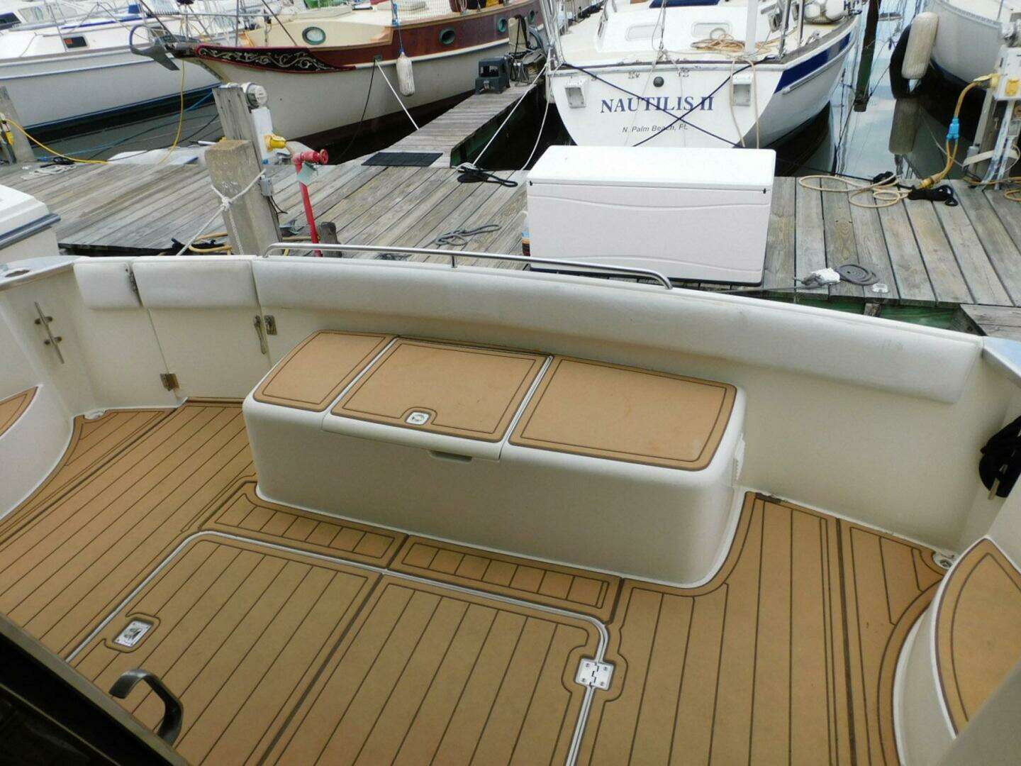 2002 Carver 570 Voyager Pilothouse - Image 56