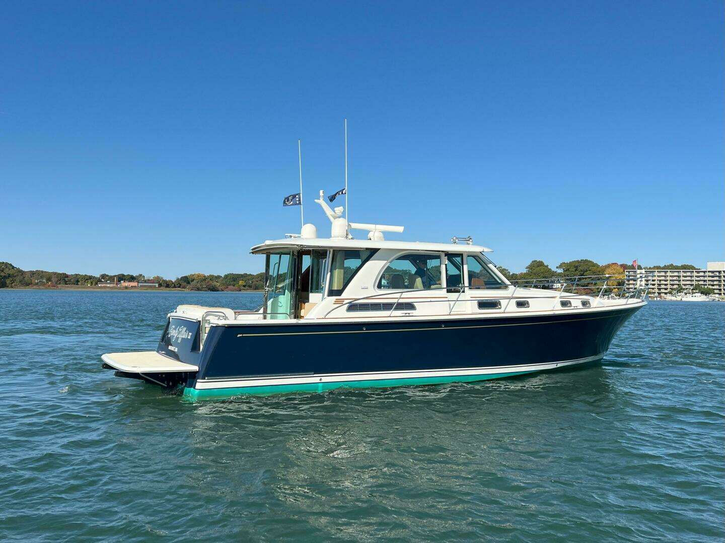 2018 Sabre 45 Salon Express - Image 36