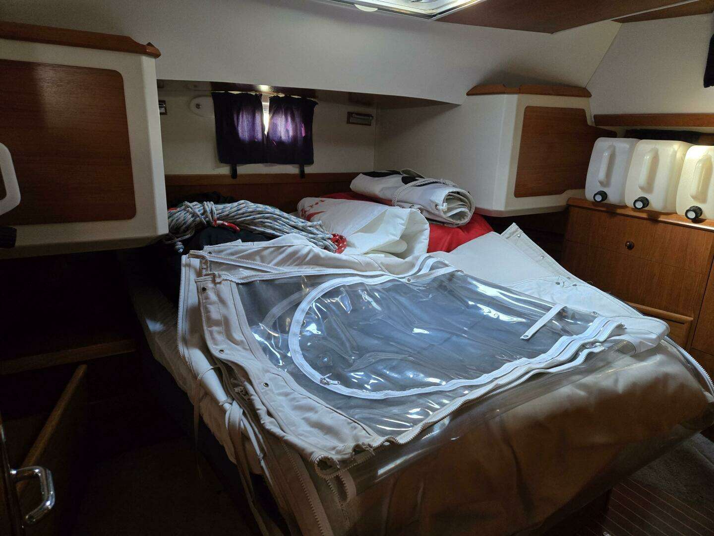 1998 Jeanneau Sun Odyssey 42 Atlantic Cruiser - Image 38