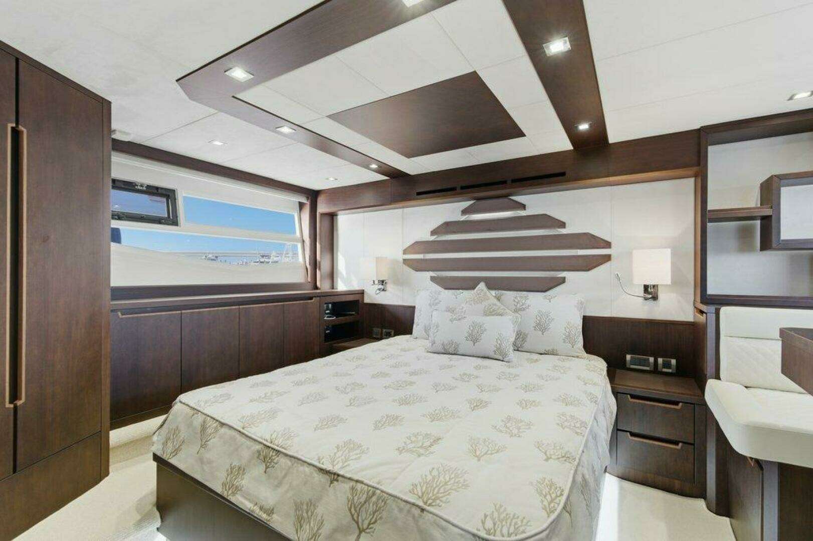2017 Galeon 560 Sky - Image 32