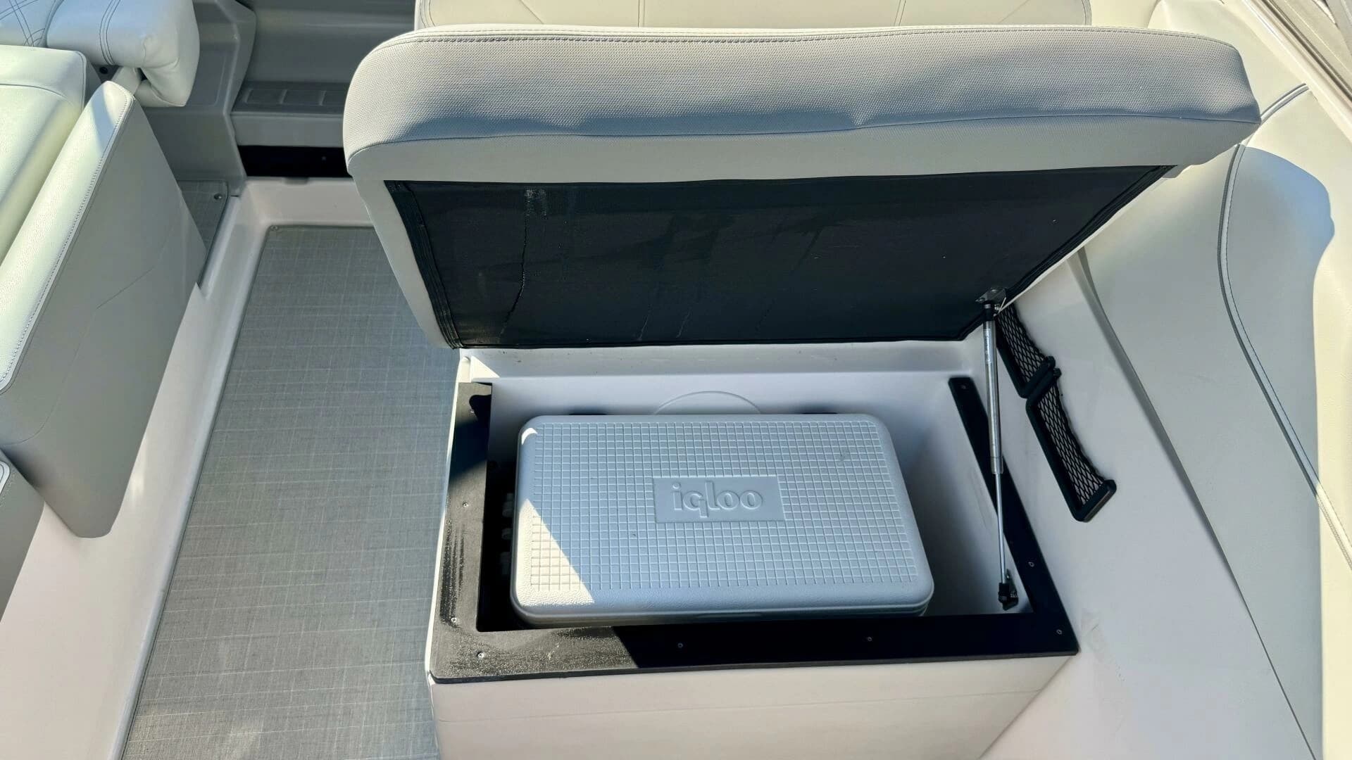 2022 Regal 26 XO - Image 20