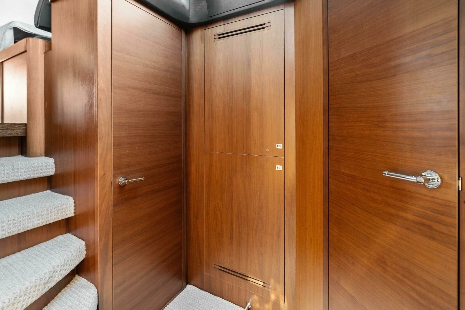 2015 Princess F60 - Image 16