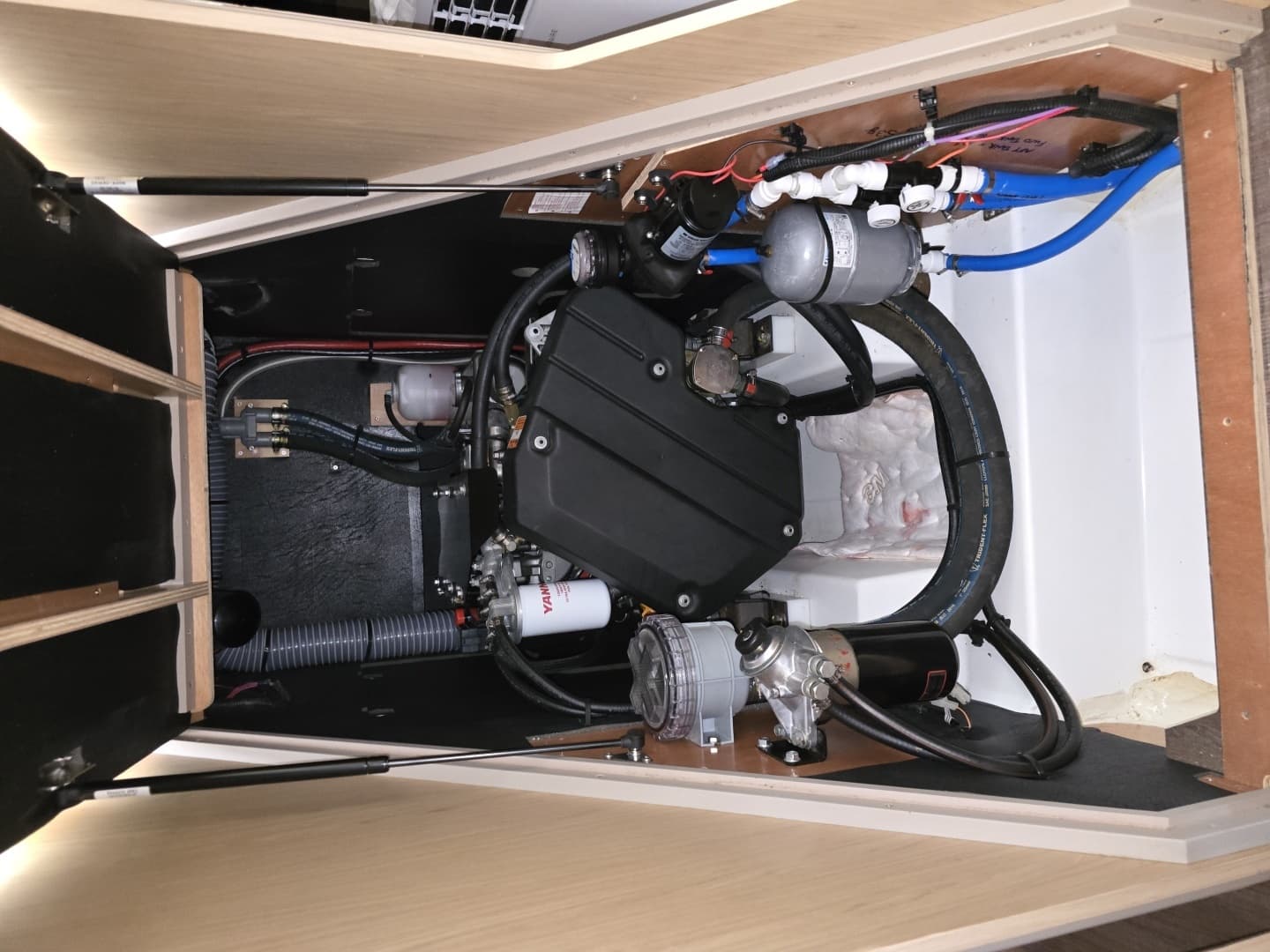 2018 Beneteau Oceanis 41.1 - Image 30