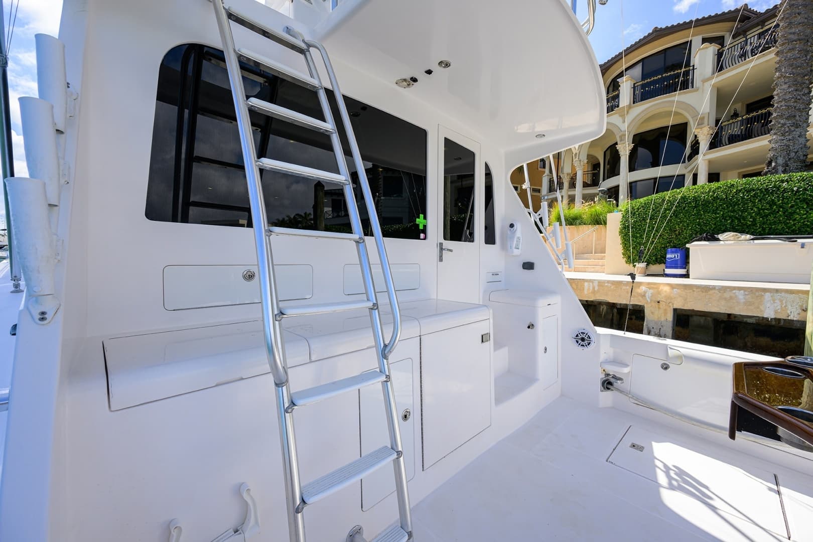 2003 Cabo 48 Flybridge - Image 32