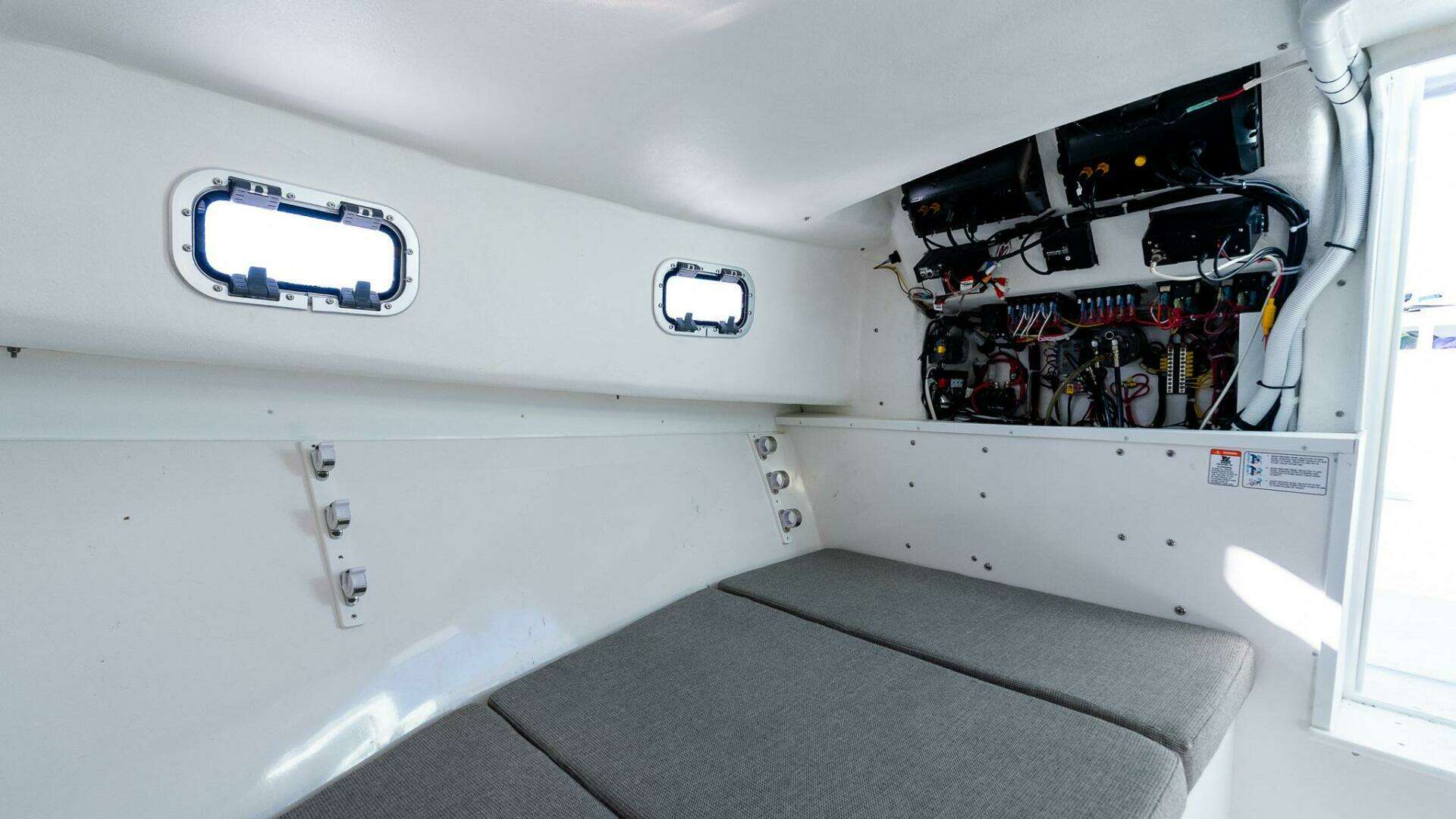 2024 Steiger Craft 31 Fisherman - Image 45