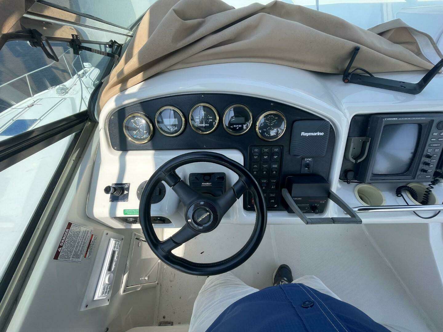 1998 Carver 53 Voyager - Image 75