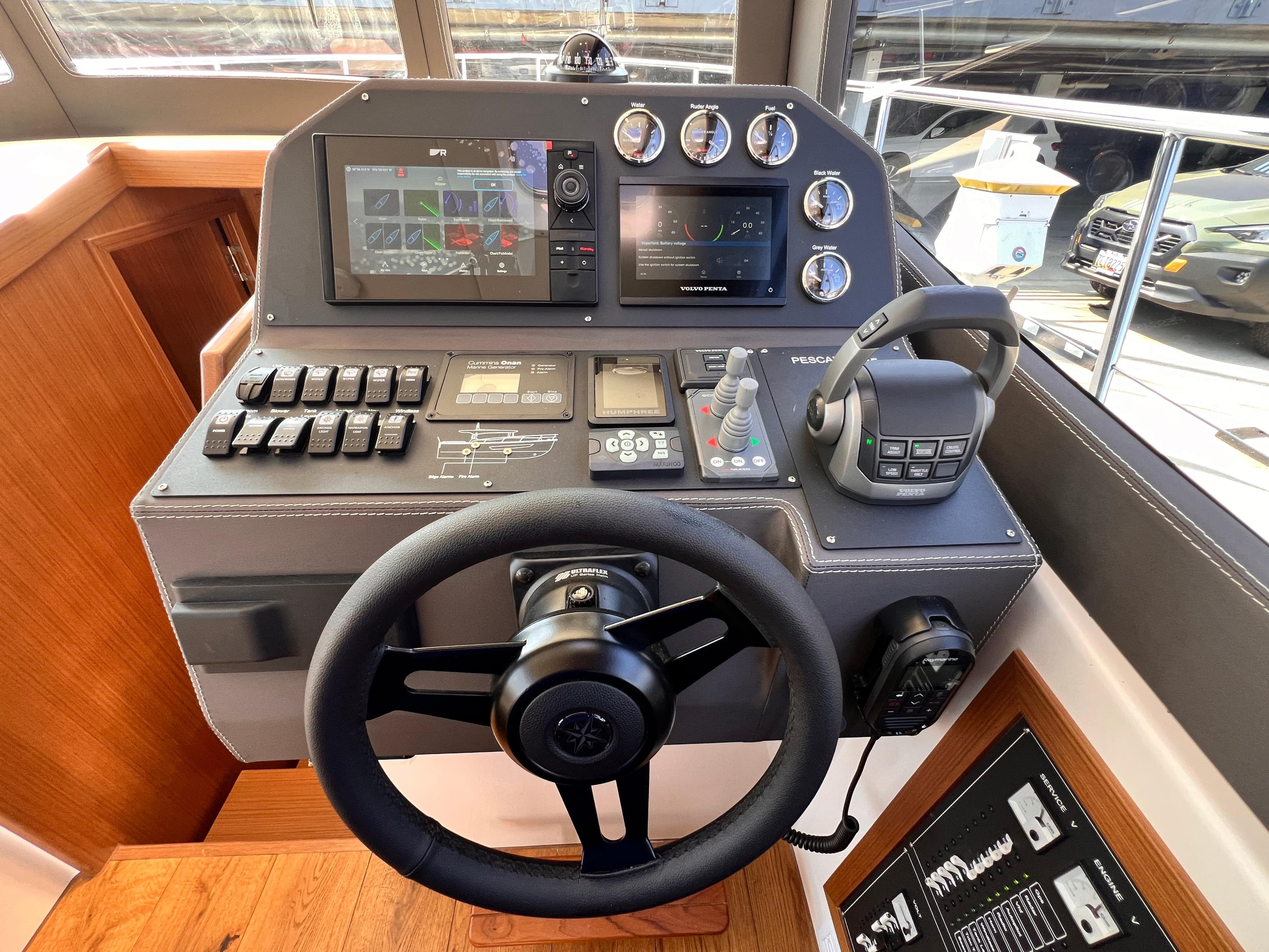 2023 Pescador 35 - 76