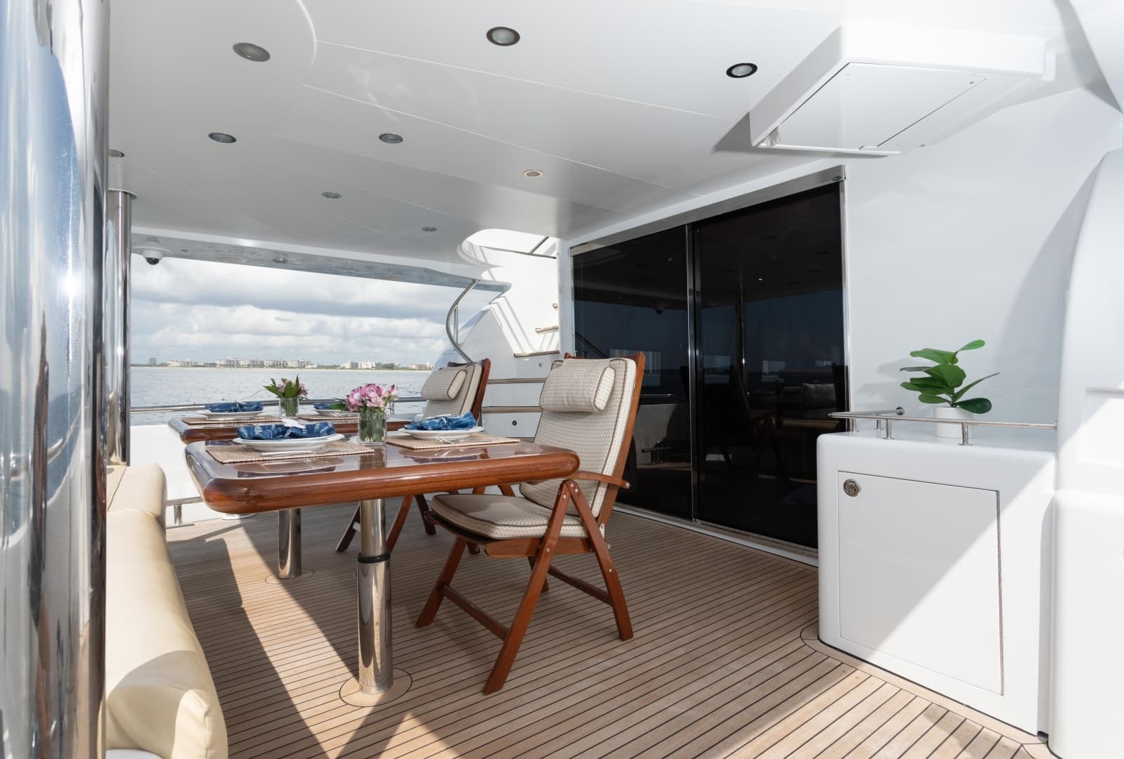 2007 Horizon Elegance 82 - Image 43