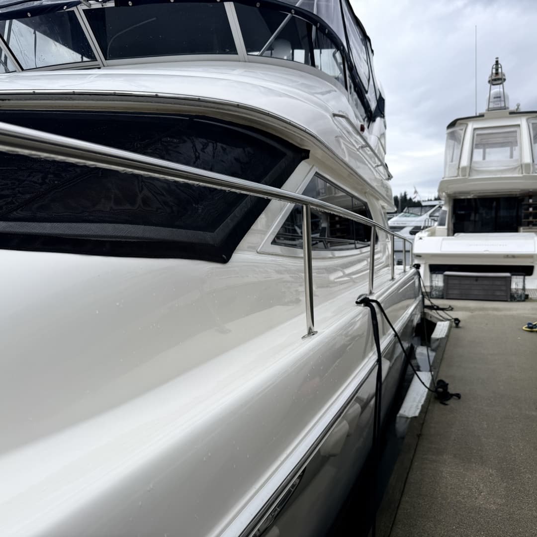2003 Sea Ray 450 Express Bridge - Image 16